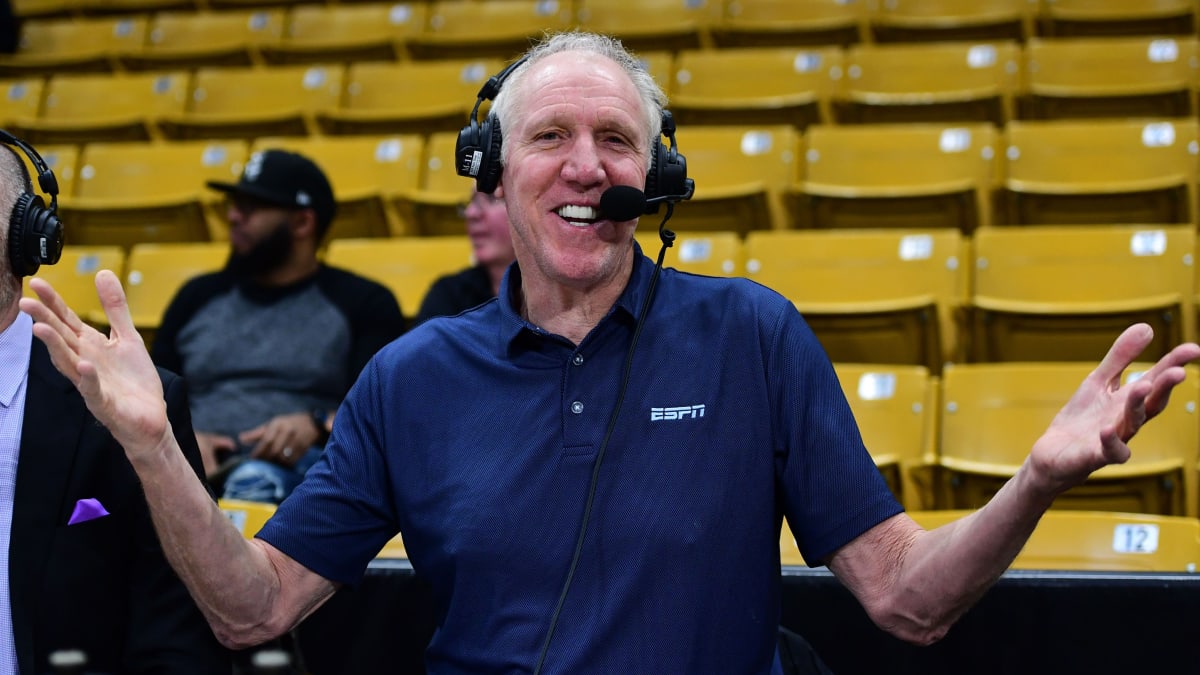 ‘Bill Walton’ Makes Hilarious Appearance on ‘Saturday Night Live’