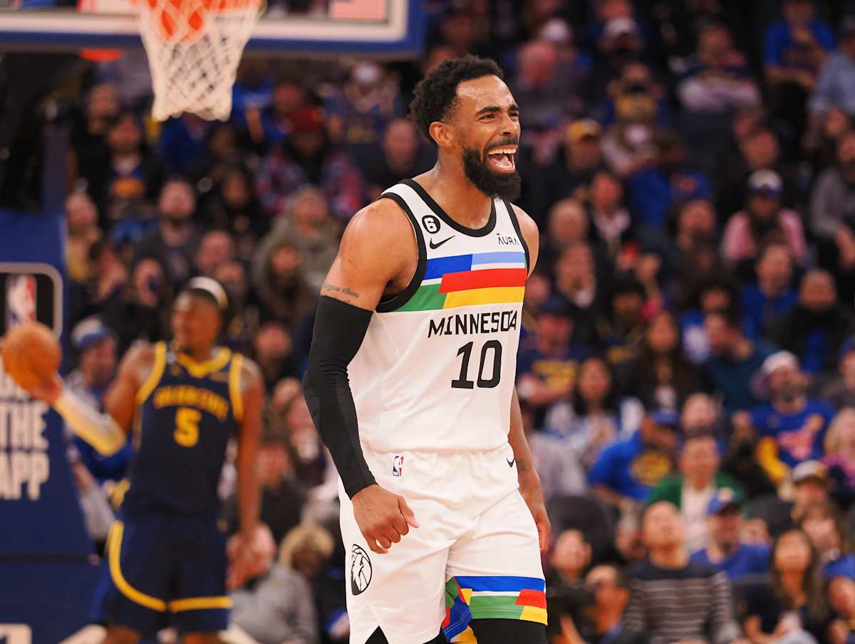Mike Conley Continues Watching Former Jazz Teammates 'All the Time