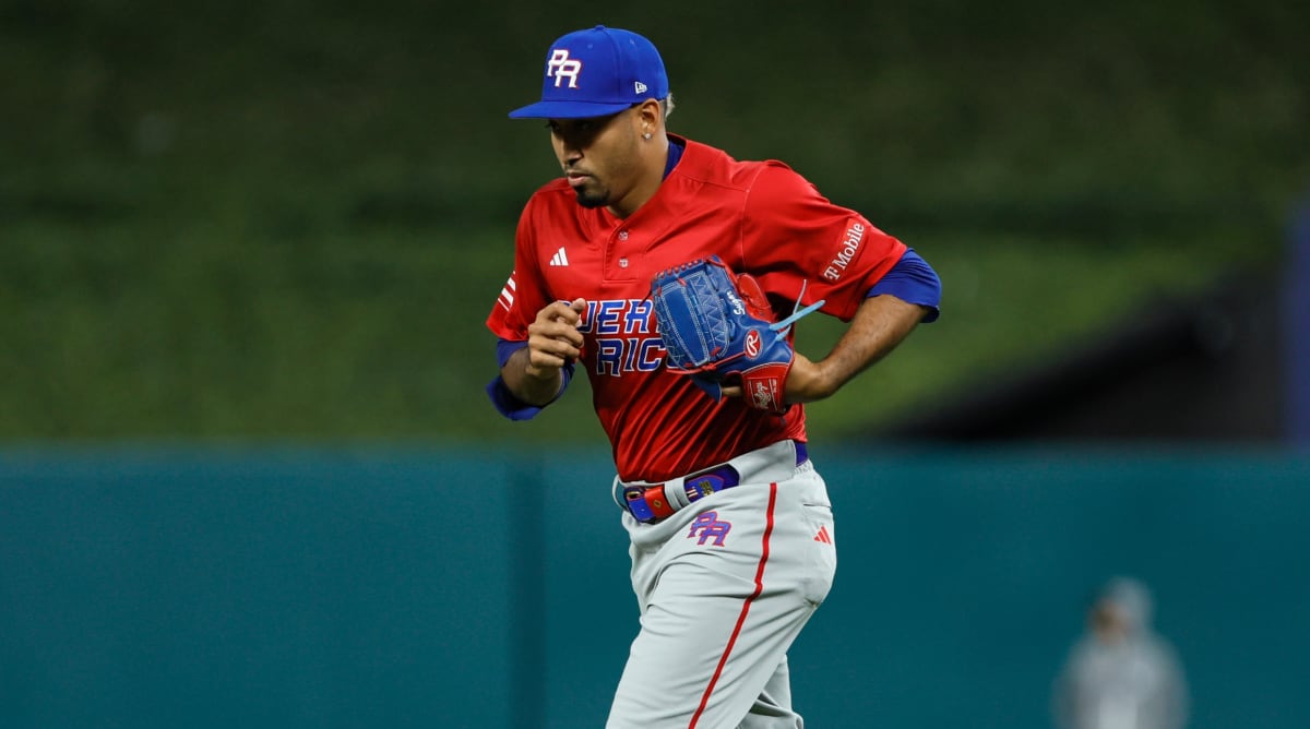 Mets Edwin Diaz injures his knee celebrating Puerto Rico's win