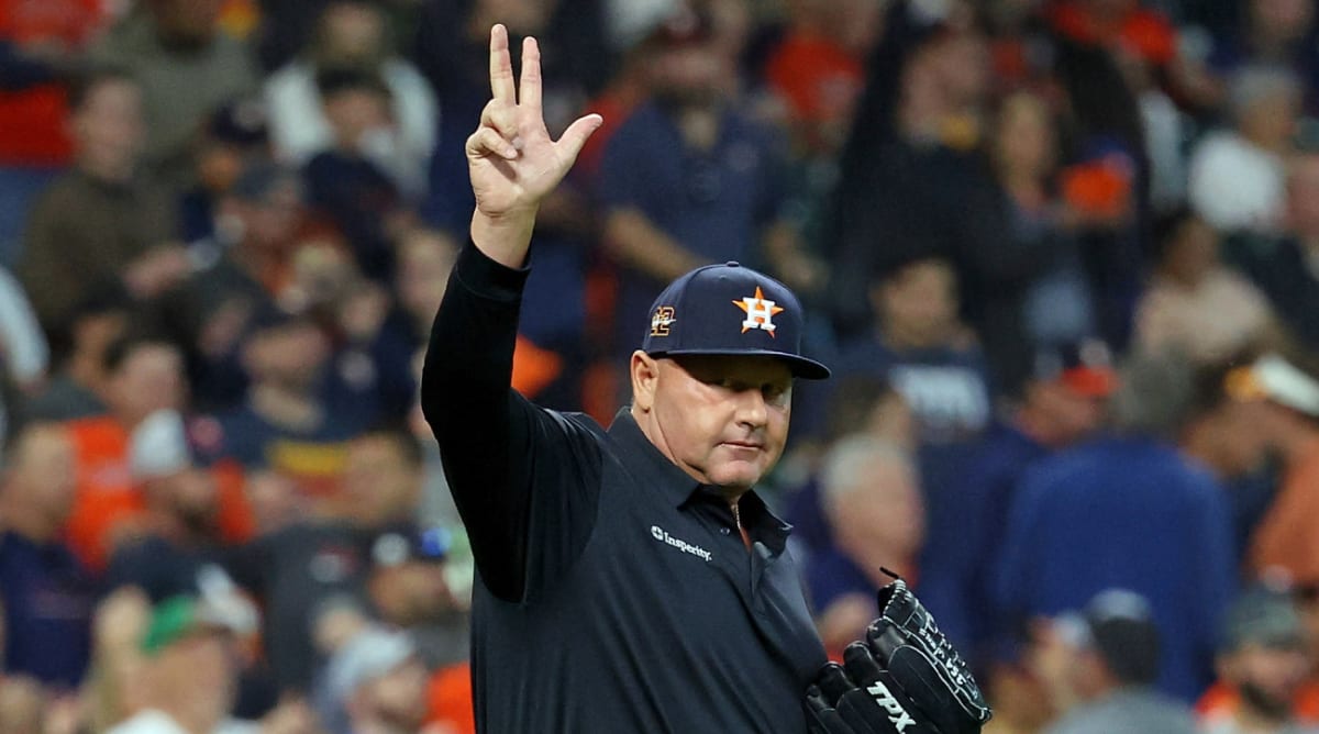 Roger Clemens Reveals Approach He Would Take to MLB Pitch Clock