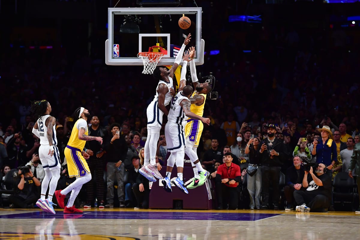 Lakers Notes X Factors, Luke Kennard, Top 2025 Point Guard Free Agents