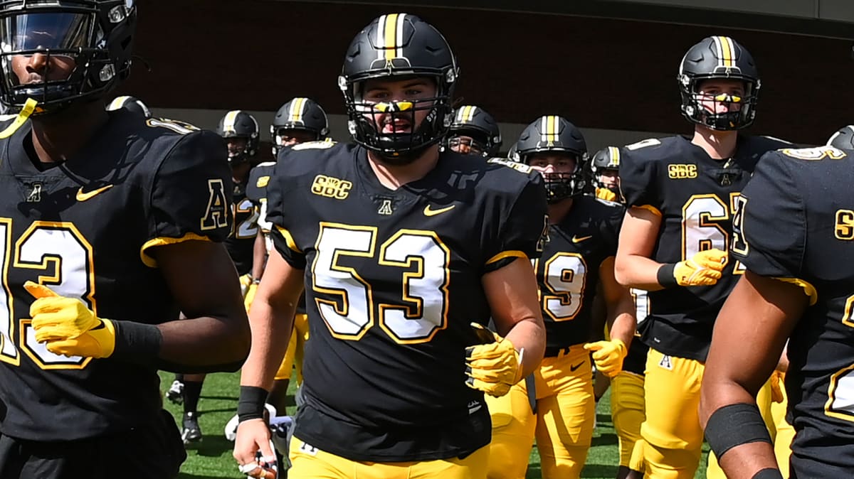 Oklahoma Lands Transfer OLineman BVM Sports