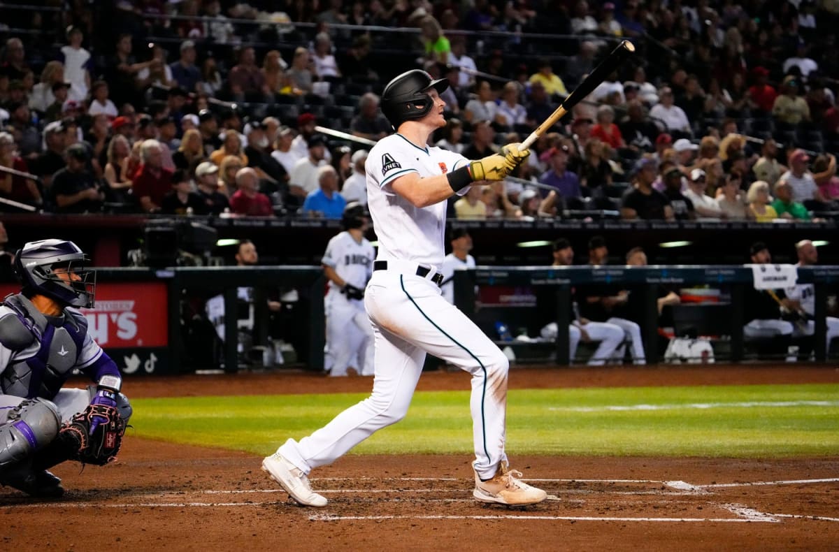 Diamondbacks make roster moves and call up Pavin Smith, Luis Frias, and