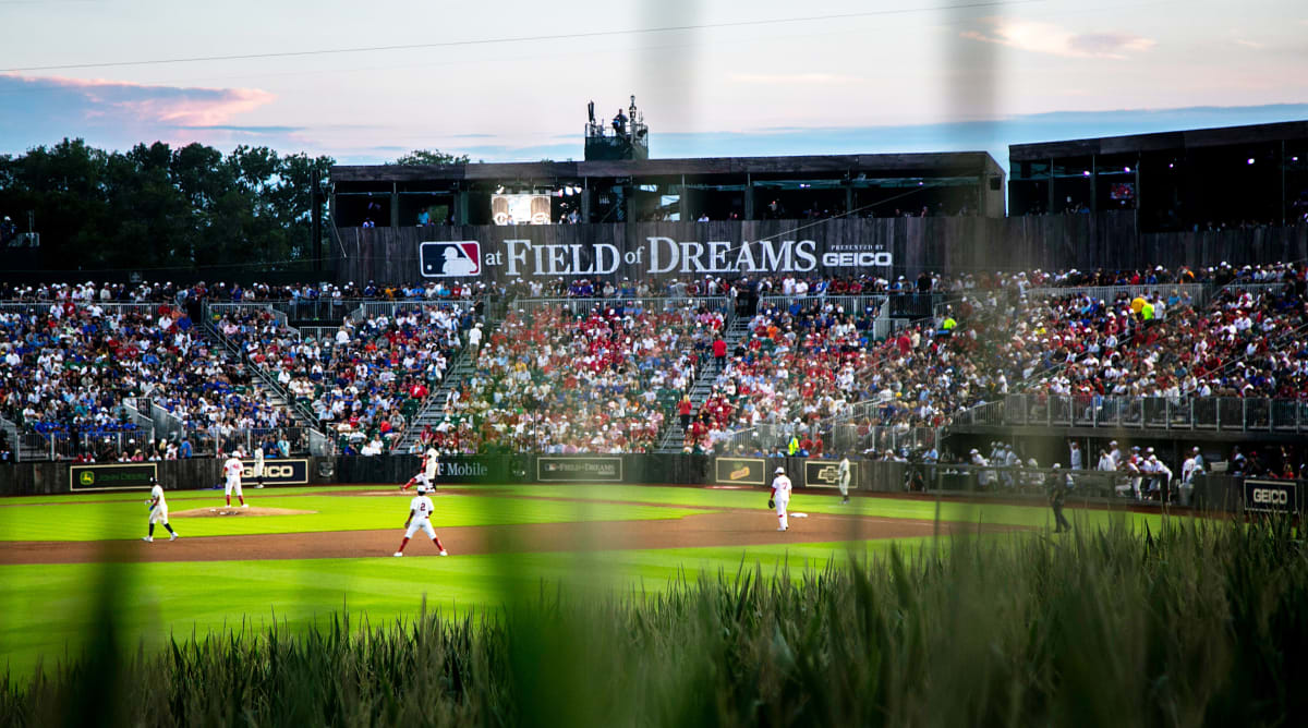 The ‘Field of Dreams’ Game Deserves to Be an MLB Tradition WKKY