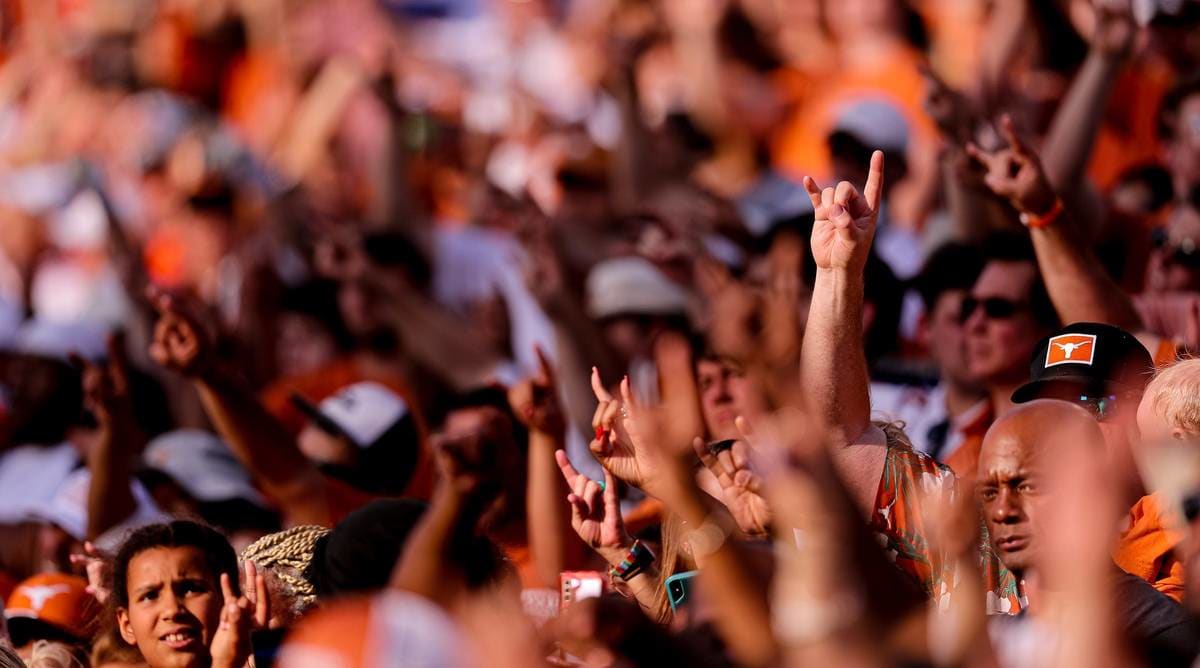 Texas Fan Chugs Beer Out of Dirty Shoe on ‘College GameDay’