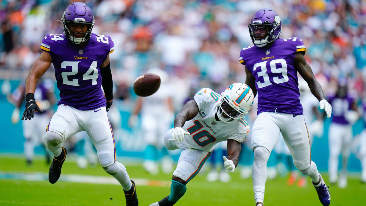 Vikings Roast in 120-Degree Temperatures on Sideline in Miami
