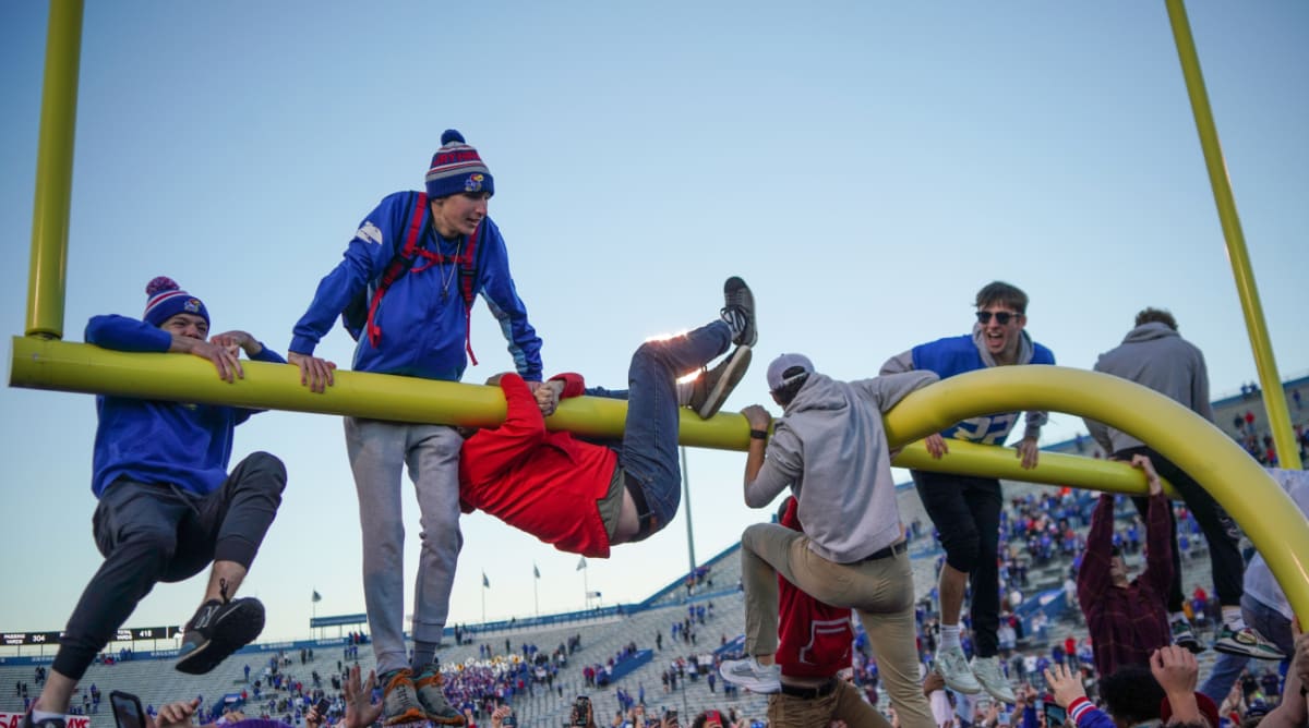 Kansas Fans Take After Tennessee, Tear Down Goalpost After Win