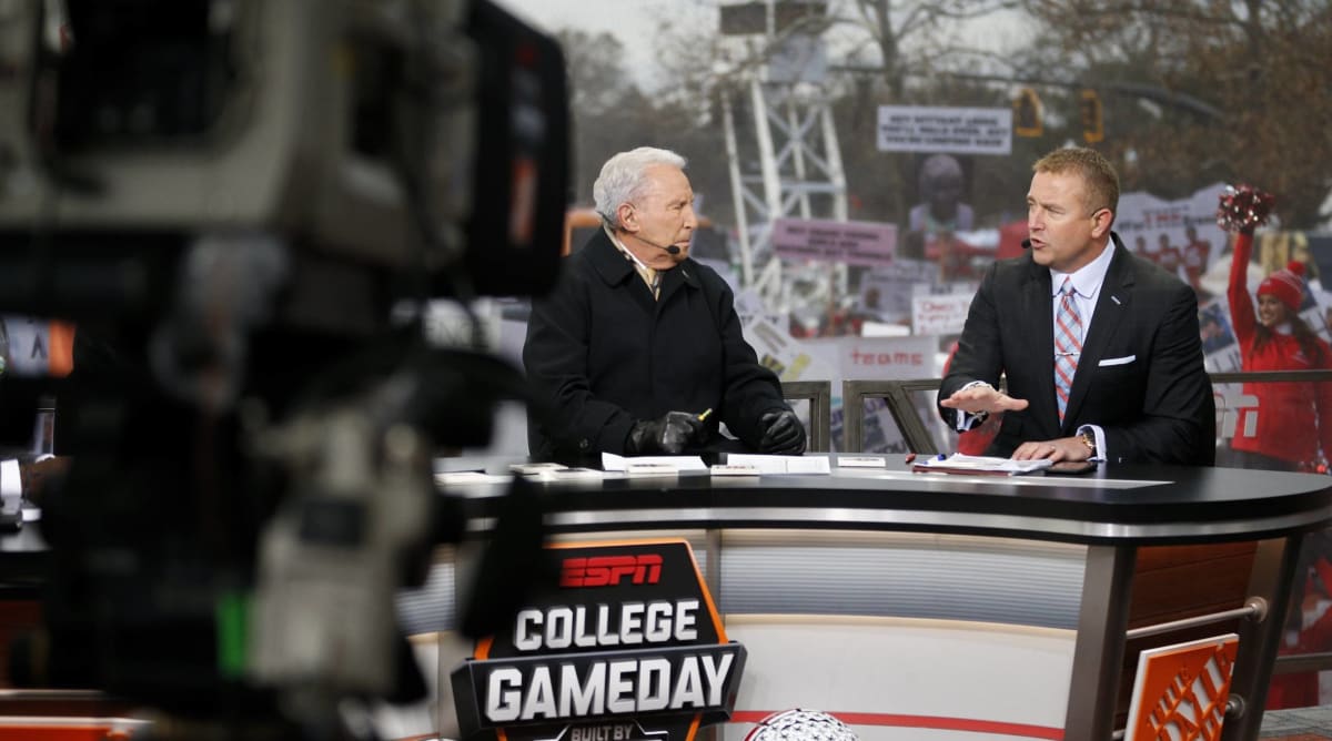 Corso Returns to College Gameday Amid Frigid Temperatures