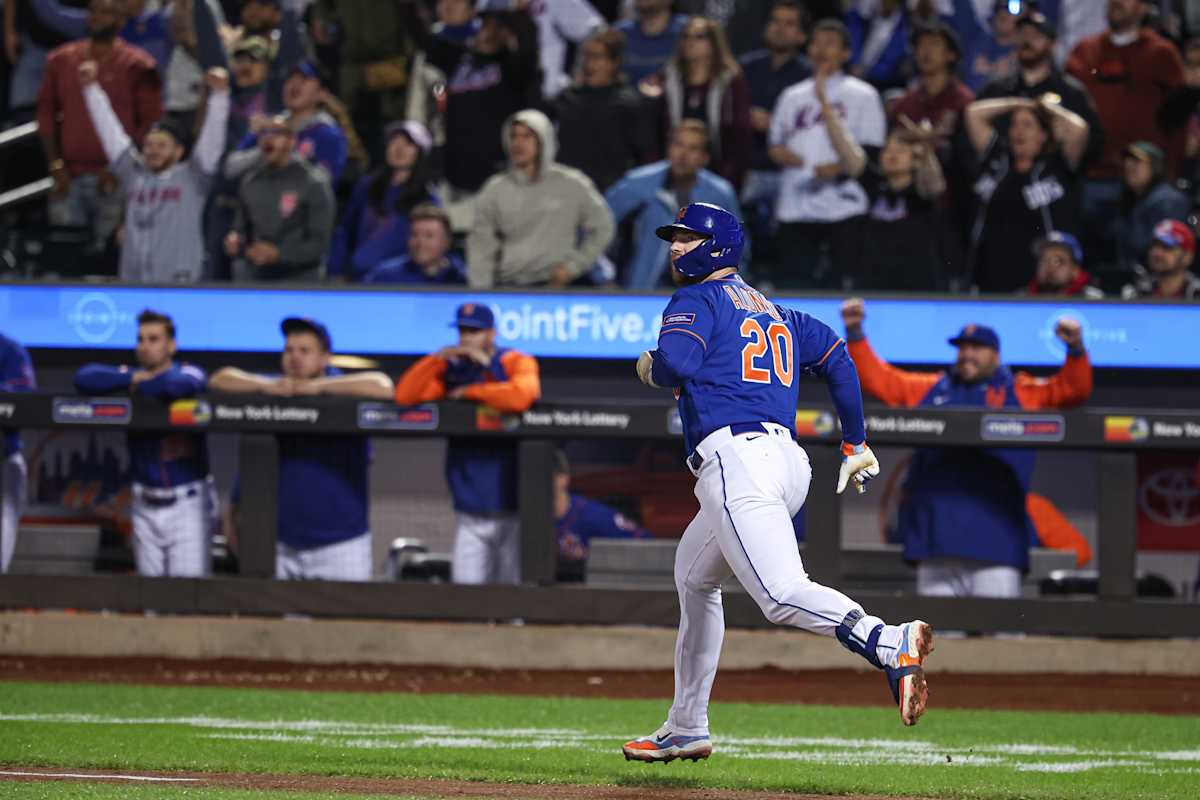 New York Mets' Home Run Hitter Moving Up the AllTime Ranks in