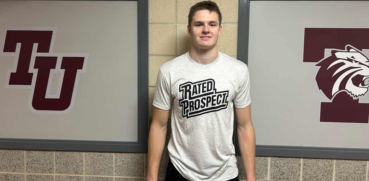 Top Wide Receiver Gatlin Bair Weighing Offers from Oregon and Michigan