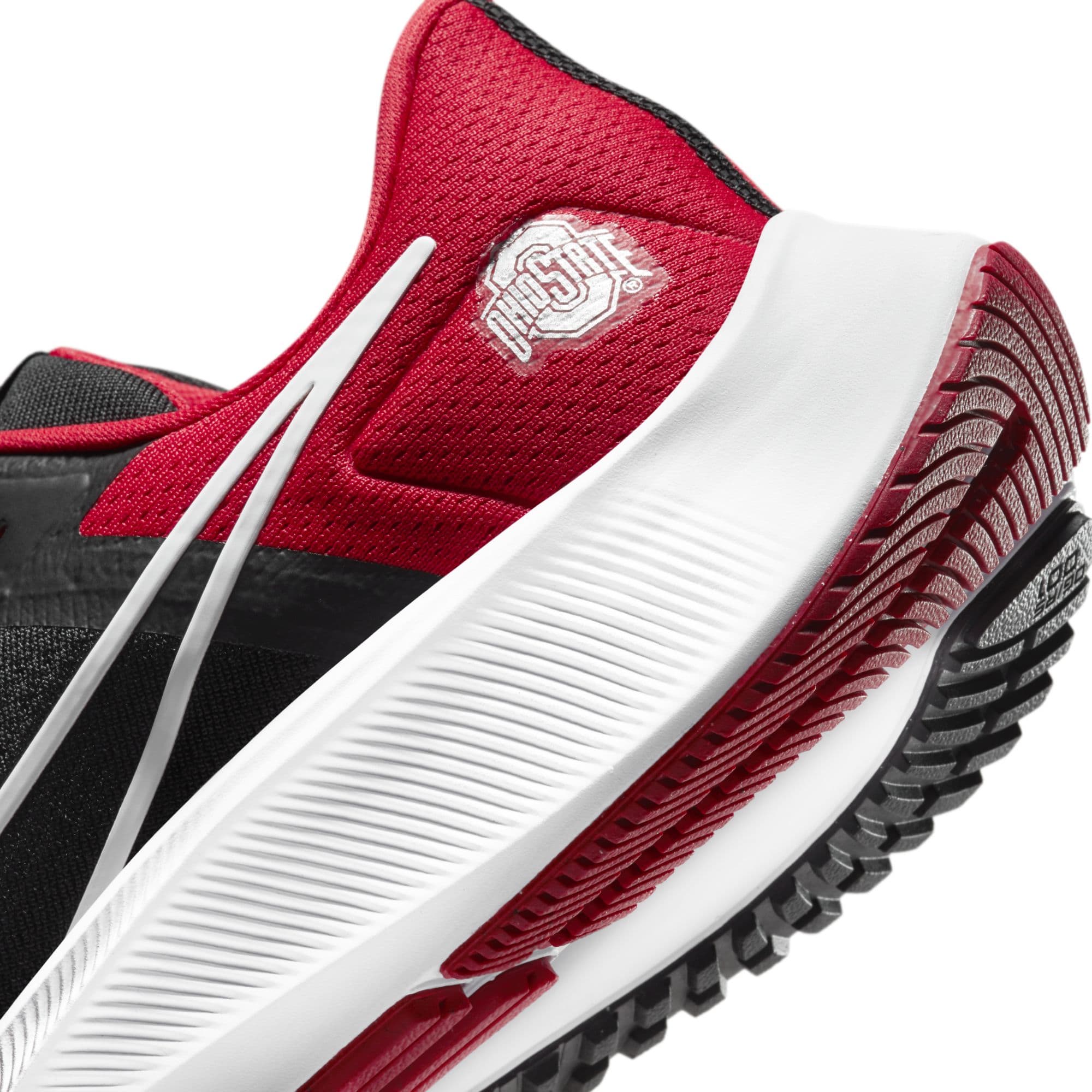 nike air zoom pegasus 38 ohio state