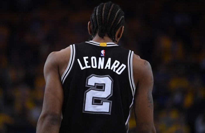 kawhi-leonard-spurs-injury.jpg