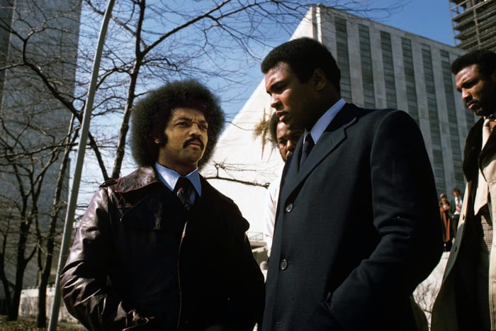 1975-Muhammad-Ali-Jesse-Jackson-015272932.jpg