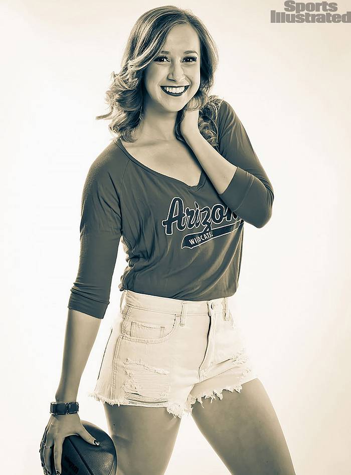 Cheerleader of the Week: Jenalee - Sports Illustrated