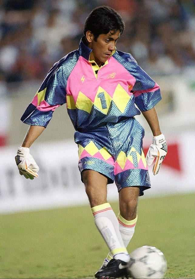 Jorge Campos: Mexican goalkeeper reflects on soccer career - Sports