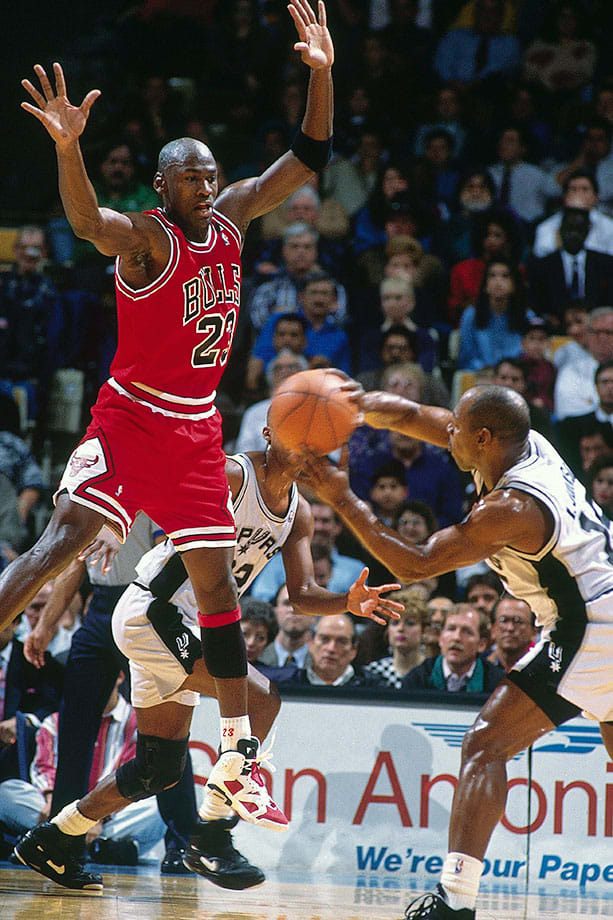 Michael Jordan dunk contest photo explained by SI photographer - Sports ...