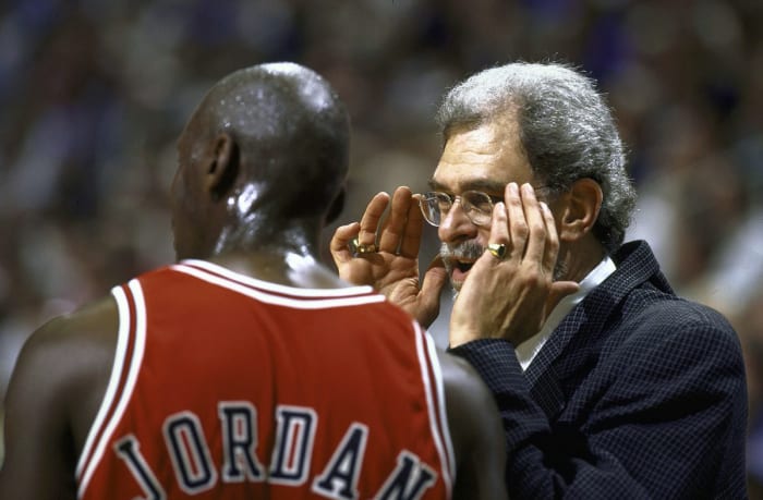 michael jordan phil jackson relationship