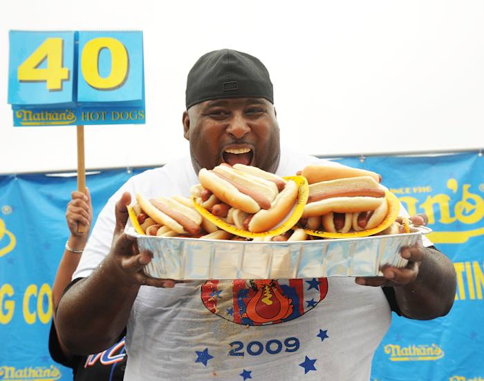 2014 Nathan's Hot Dog Eating Contest The Field, Start Time and Odds