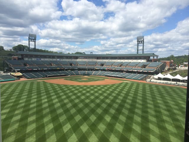 As fun as watching grass grow: The best baseball field patterns