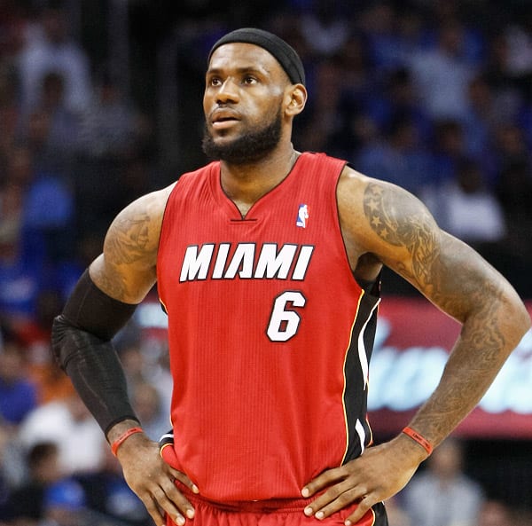 Brave Fan Tries To Steal LeBron James' Headband, Gets LBJ Death Stare