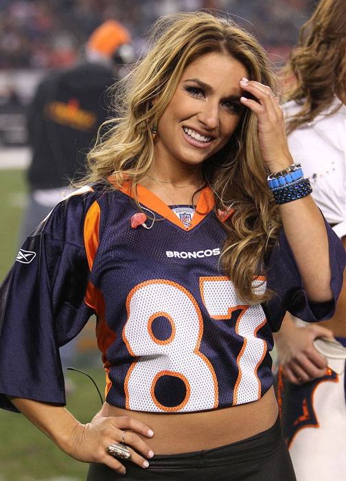 Top 15 Sports WAGs On Twitter Sports Illustrated