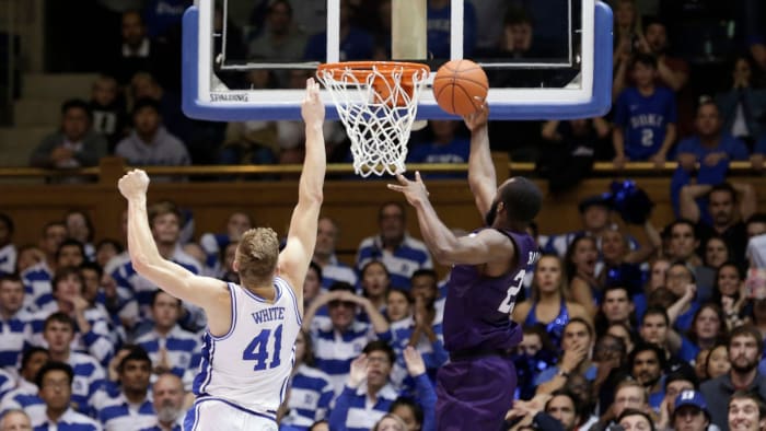 Stephen F. Austin's Nathan Bate makes the game-winning layup against Duke.