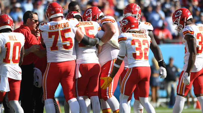1-1-mahomes-chiefs-fights
