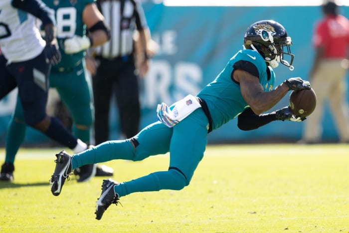 October 10, 2021;  Jacksonville, Florida, USA;  Jacksonville Jaguars wide receiver Tavon Austin (7) catches a pass in the second half against the Tennessee Titans at TIAA Bank Field.
