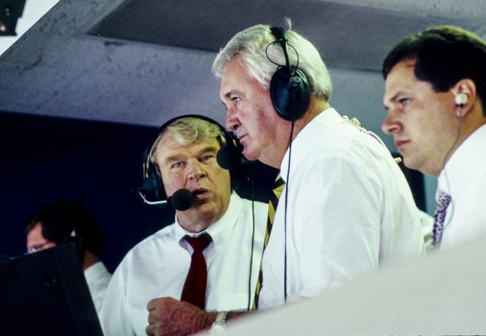 John Madden (left) and commentator Pat Summerall