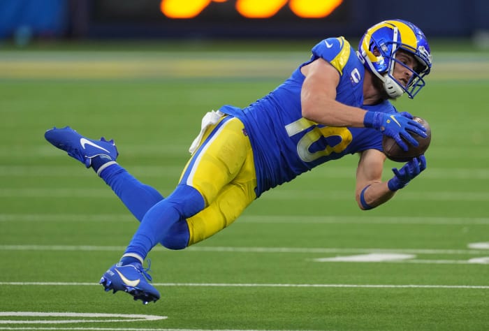 Jan 30, 2022; Inglewood, California, USA; Los Angeles Rams wide receiver Cooper Kupp (10) catches a pass against the San Francisco 49ers in the first half during the NFC Championship Game at SoFi Stadium. Mandatory Credit: Kirby Lee-USA TODAY Sports