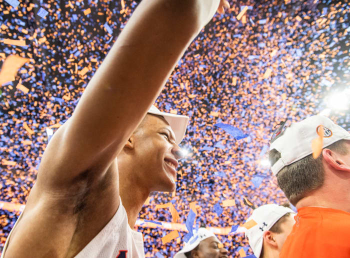 Auburn Tigers forward Jabari Smith (10) celebrates with his team as Auburn Tigers men's basketball celebrates the regular season SEC championship at Neville Arena in Auburn, Ala., on Saturday, March 5, 2022. Auburn Tigers defeated South Carolina Gamecocks 82-71.