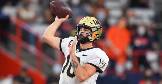 Big armed college football transfer Sam Hartman is headed to Notre Dame