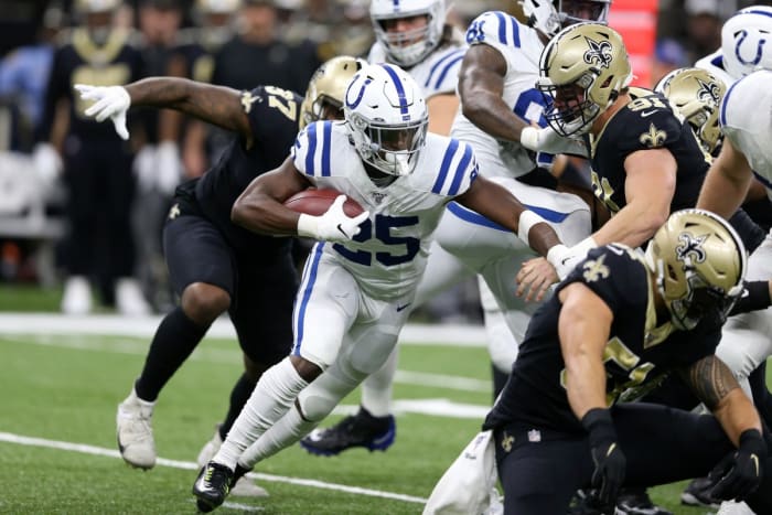 Indianapolis Colts running back Marlon Mack (25) runs against the New Orleans Saints.  Mandatory Credit: Chuck Cook-USA TODAY Sports