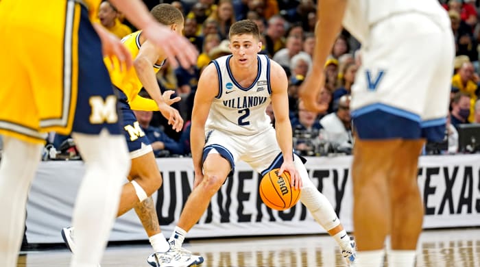 Villanova Wildcats guard Collin Gillespie (2) handles the ball against the Michigan Wolverines in the semifinals of the South regional of the men’s college basketball NCAA tournament at AT&T Center.