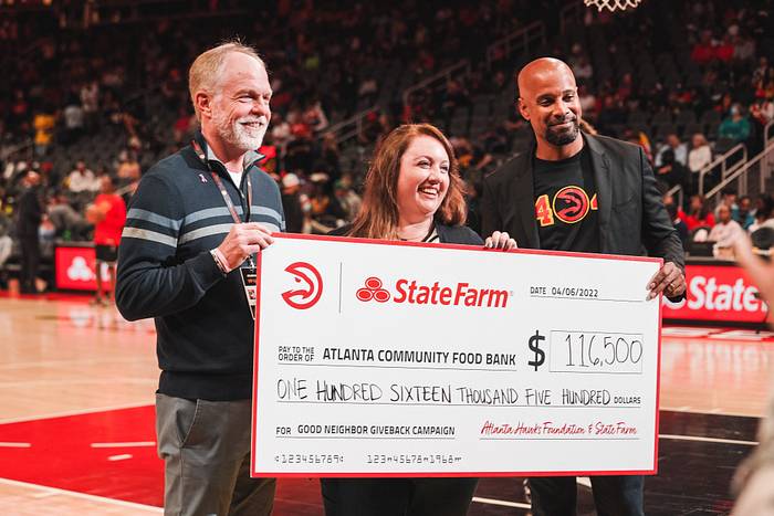 Hawks State Farm Raise Over 100K For Good Neighbor Giveback 