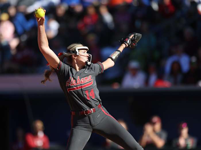 Montana Fouts Named Finalist for USA Softball Player of the Year