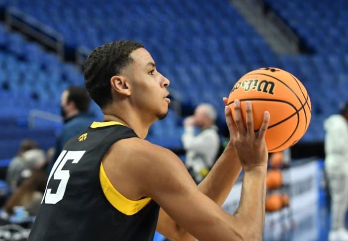 Mar 16, 2022; Buffalo, NY, USA; Iowa Hawkeyes forward Keegan Murray (15) shoots the ball during a practice session prior to the first round of the 2022 NCAA Tournament at KeyBank Center. Credit: Mark Konezny-USA TODAY Sports