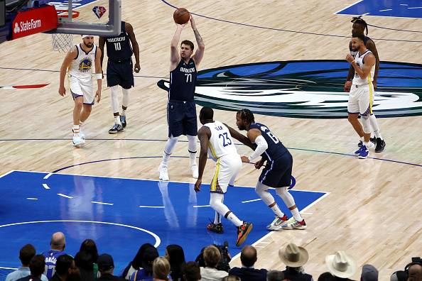 Luka Doncic Dallas Mavs Series Vs Golden State Warriors Is Not Over Sports Illustrated 