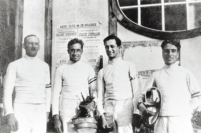 Italy's 1920 Olympic fencing team in Antwerp, including (in the middle, from left) Aldo and Nedo Nadi.