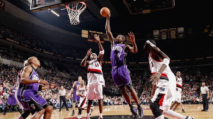 chris-webber-kings-blazers-dunk