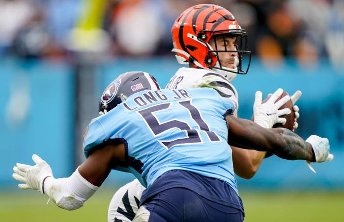 Tennessee Titans linebacker David Long Jr. (51) breaks up a pass intended for wide receiver Trent Taylor (11) by Cincinnati Bengals was determined.