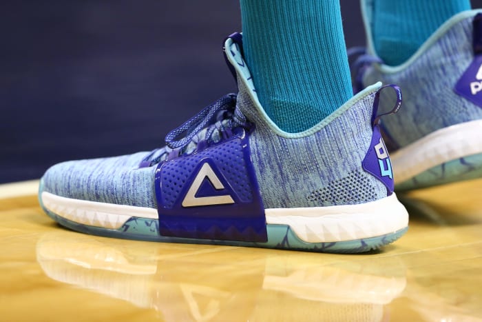 dwight howard reebok