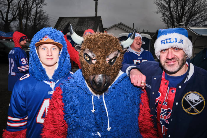 “When the weather starts getting like this, it can get depressing,” says Phillips. “The Bills—and the Sabres, too—are a shot in the arm. They get people through the winter.”