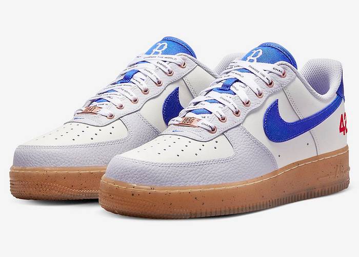 LeBron James Wears the Nike Air Force 1 'Jackie Robinson' - Sports