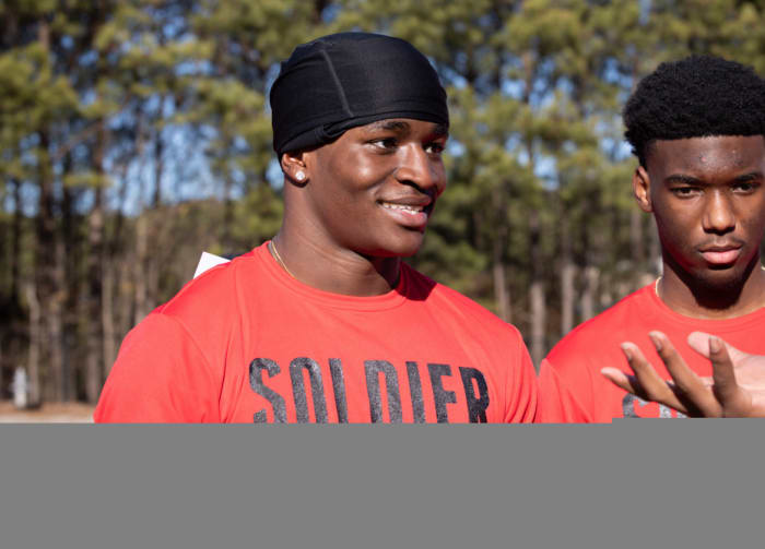 Mike Matthews Commits to Tennessee Volunteers Over Football