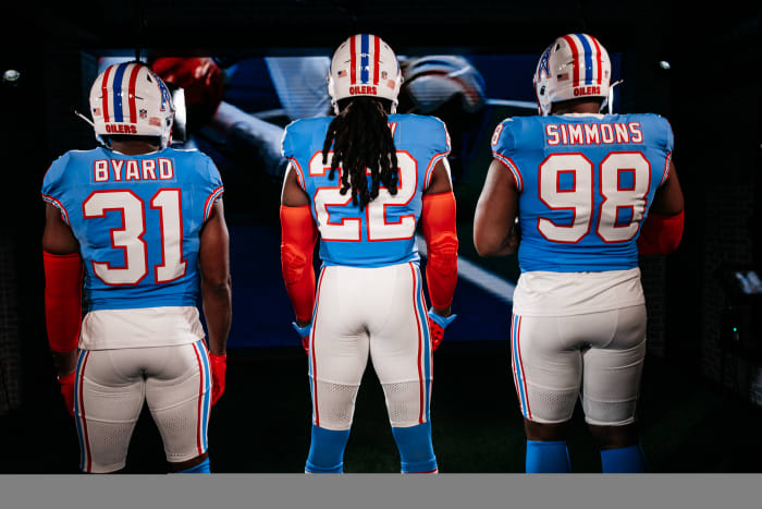 The Tennessee Titans Throwback Uniforms Are A Sharp 'Old' Look - Sports ...