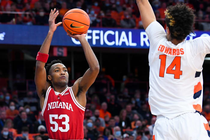 Indiana Hoosiers guard Tamar Bates (53) shoots the ball as Syracuse Orange center Jesse Edwards (14) defends during the first half at the Carrier Dome.  (Rich Barnes-USA TODAY Sports)