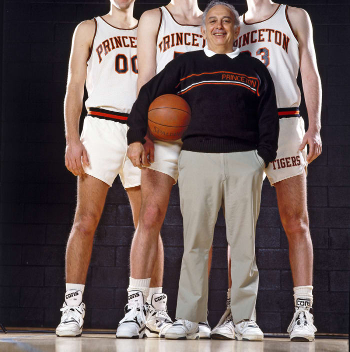 Pete Carril stands with his Princeton Tigers team.