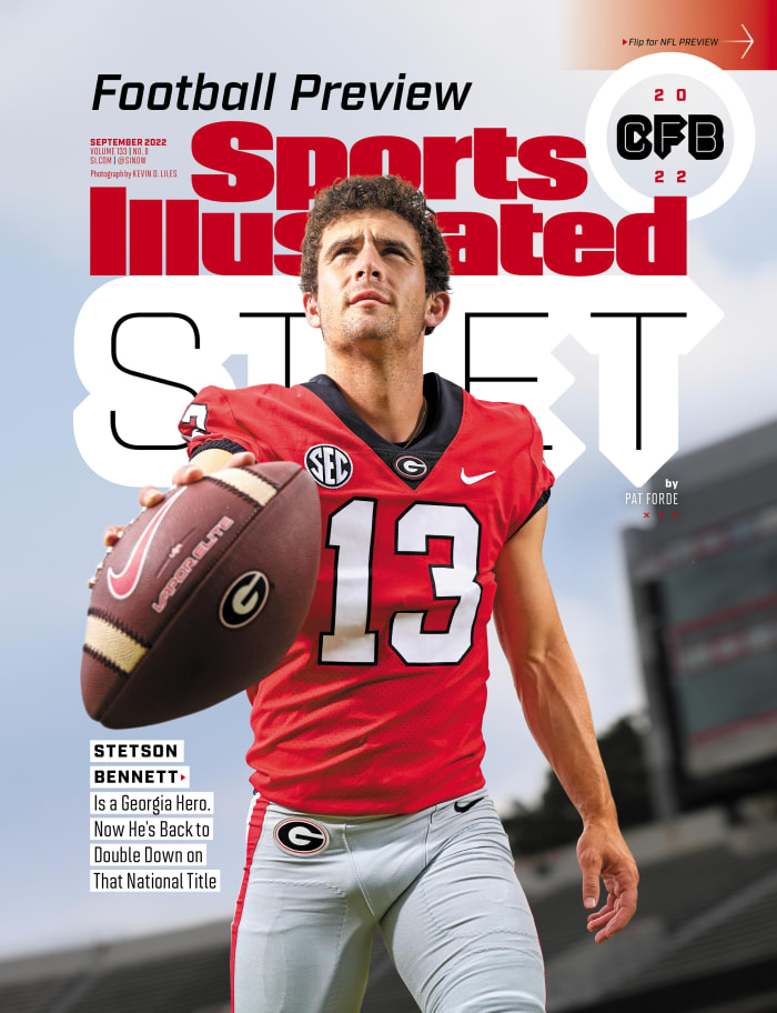 Georgia QB Stetson Bennett appears on SI's 2022 Football Preview cover.