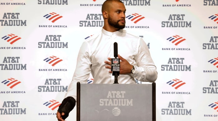 Dallas Cowboys quarterback Dak Prescott, wearing a brace on his right hand, responds to questions during a post game news conference following the team’s 19-3 loss to the Tampa Bay Buccaneers in a NFL football game in Arlington, Texas, Sunday, Sept. 11, 2022. (AP Photo/Ron Jenkins)